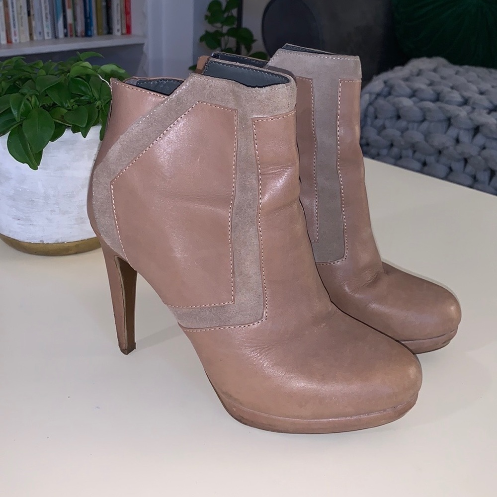 Calvin Klein ankle boot heels
